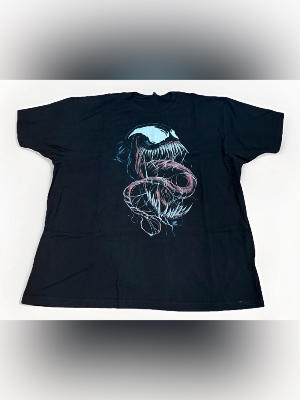 Venom T-shirt Marvel Size 2XL Marvel Tag Spiderman Black Comic Book Tee Villain